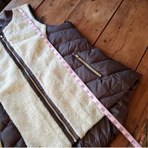 Athleta responsible down vest Medium - Picture 9 of 9